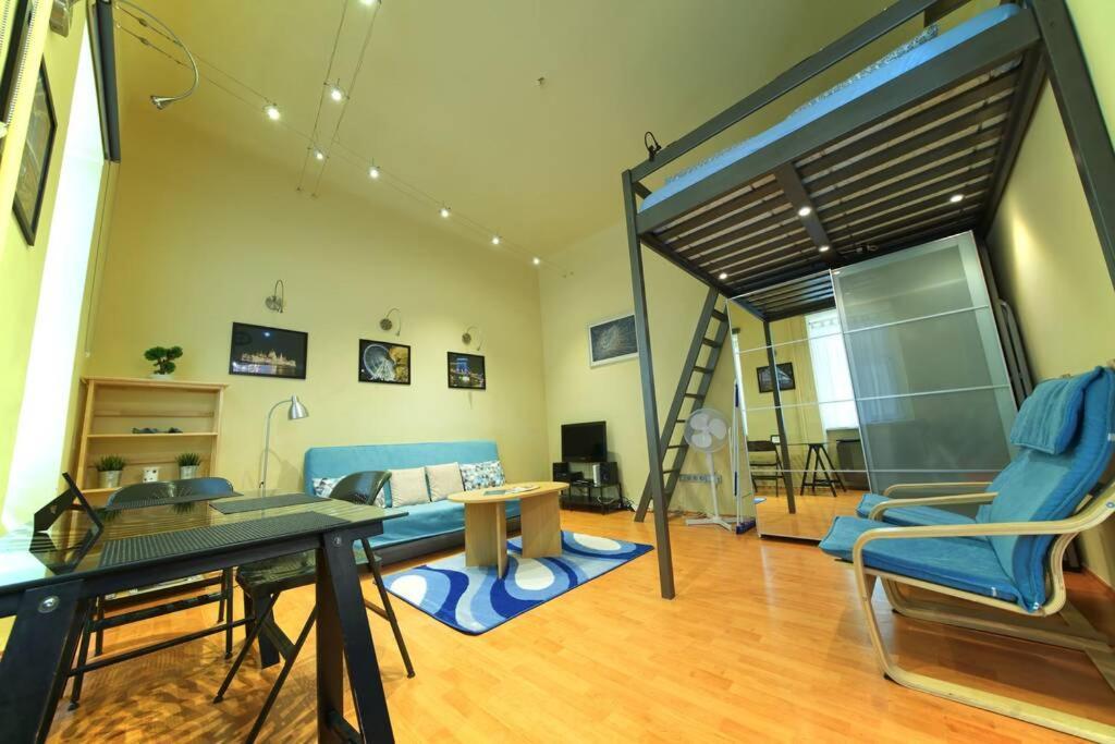 Sip Street Loft Studio In The Ruin Bar District Budapest